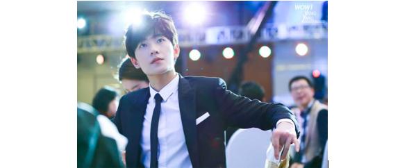 杨洋穿上黑色西装有多帅,杨洋被集体吐槽臭美