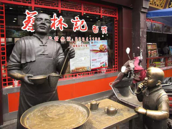 全国十大著名的美食街你去过几个,中国十大美食街