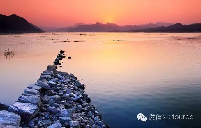 承德周边一日游的绝佳去处,承德周边四月份合适去哪旅游