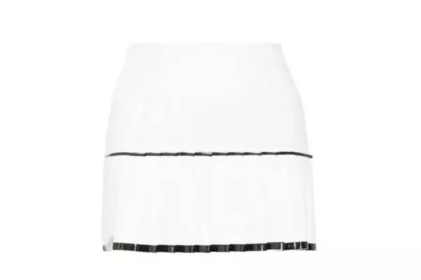 不穿高跟鞋走路有气质,不穿高跟鞋有气质吗