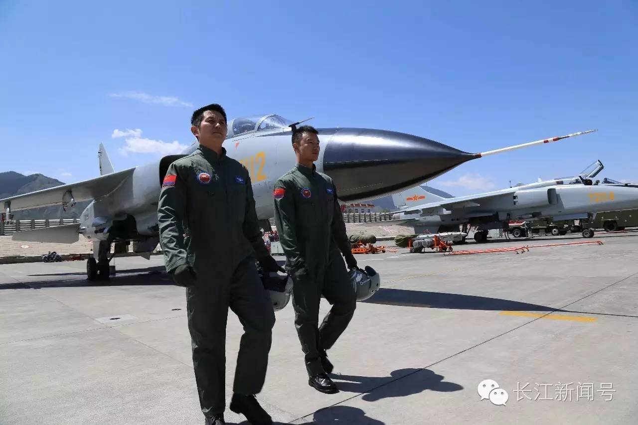 记者手记：天山脚下的中国好男儿