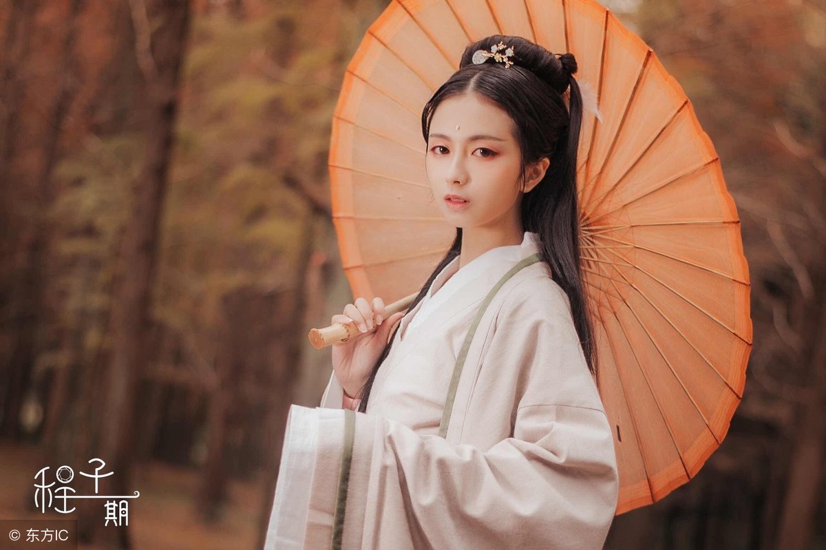 现代人穿越回唐朝唐诗何止300首,带着唐诗300首去穿越一口气看完