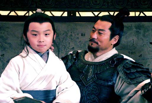 曹操来犯张昭劝孙权投降,张昭为什么要孙权投降曹操