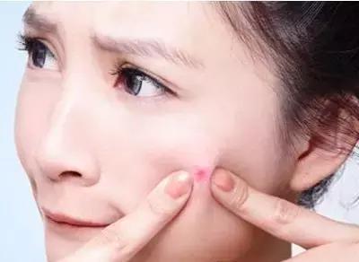 巴西男子身上莫名出现多处“鞭”痕，只因做了这件事...