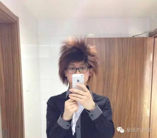 杀马特贵族的晚年生活,有故事的杀马特贵族