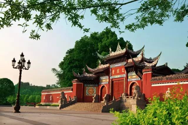 重庆十大旅游景点排名前十有哪些,重庆十大旅游景点最新