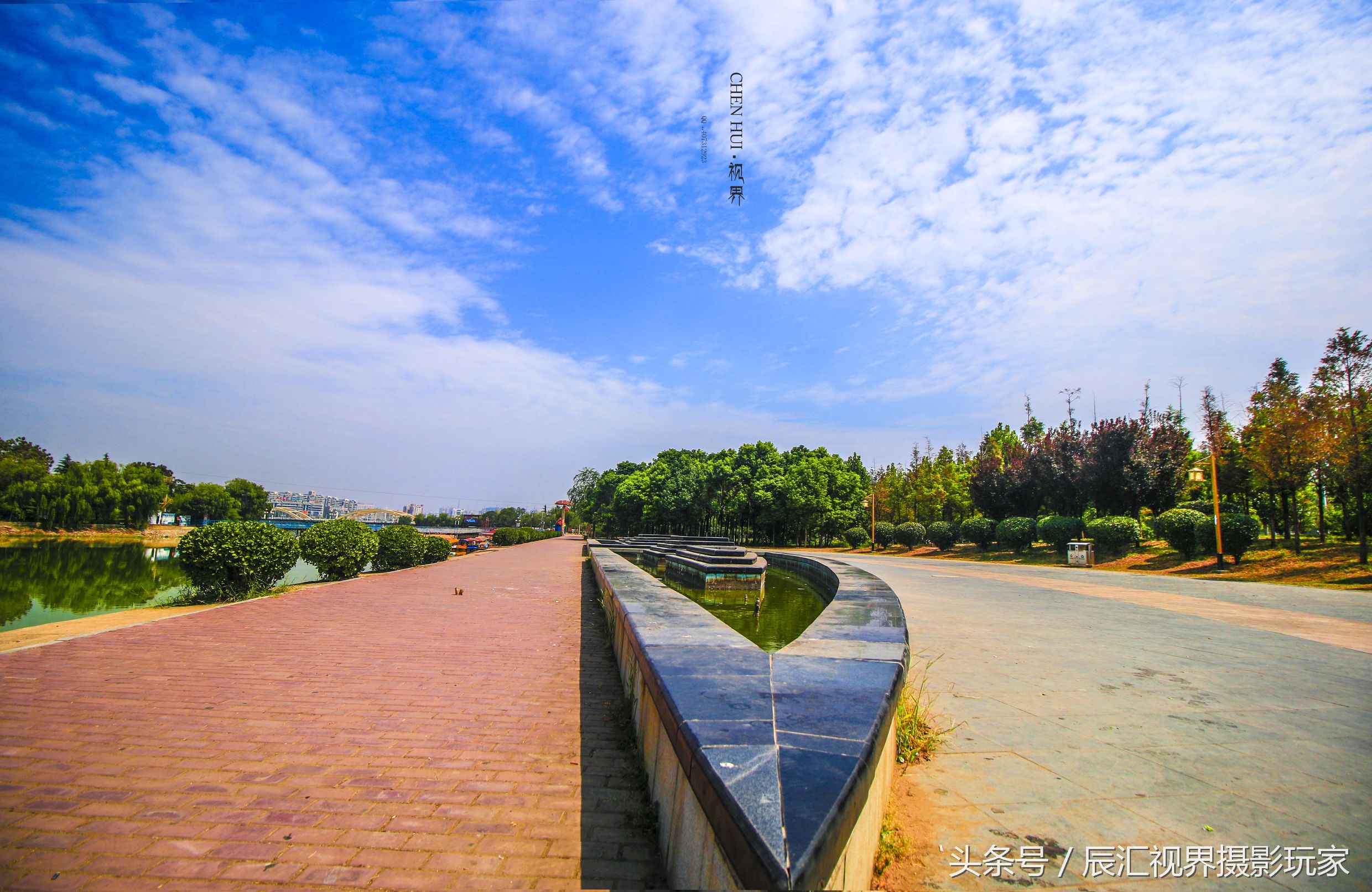碧水蓝天俏宛城，水岸沙滩似海景