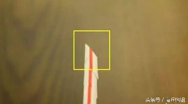 0元生活小妙招，家里的洗手盆容易堵，一根吸管解决它！