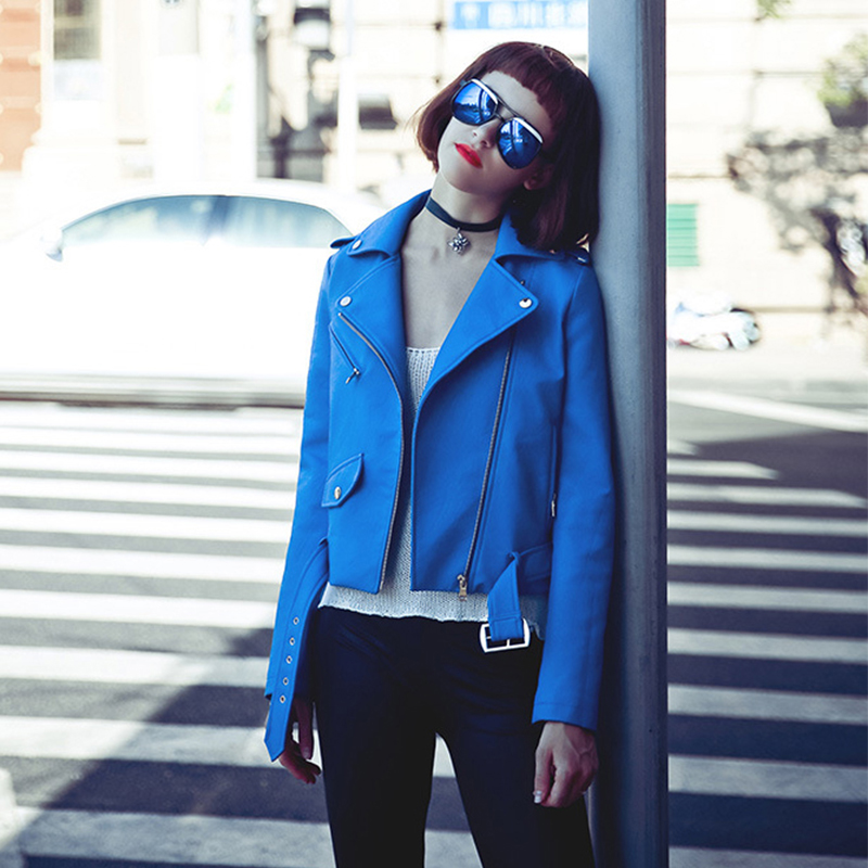 秋冬必备款皮衣的花式穿搭已上线,秋季穿搭女小个子皮衣酷酷的