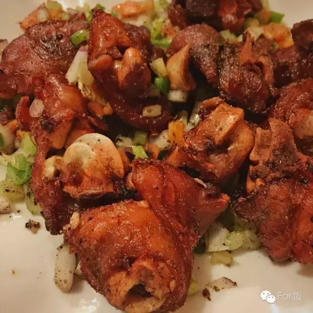 For饭说｜弄堂里的“大小姐”，这家店的鱼头有不可思议的美味