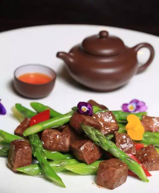 各大酒楼中秋订餐火爆,聚会美食推荐餐厅大包房