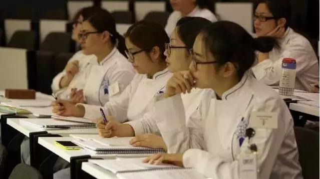 法国蓝带餐饮学院,法国蓝带厨艺学院巴黎校区