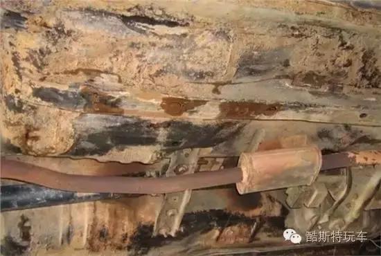 沃尔沃底盘装甲有必要吗,新车有没有必要底盘装甲