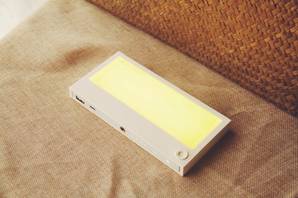 文艺范二，能美颜的移动电源什么样？