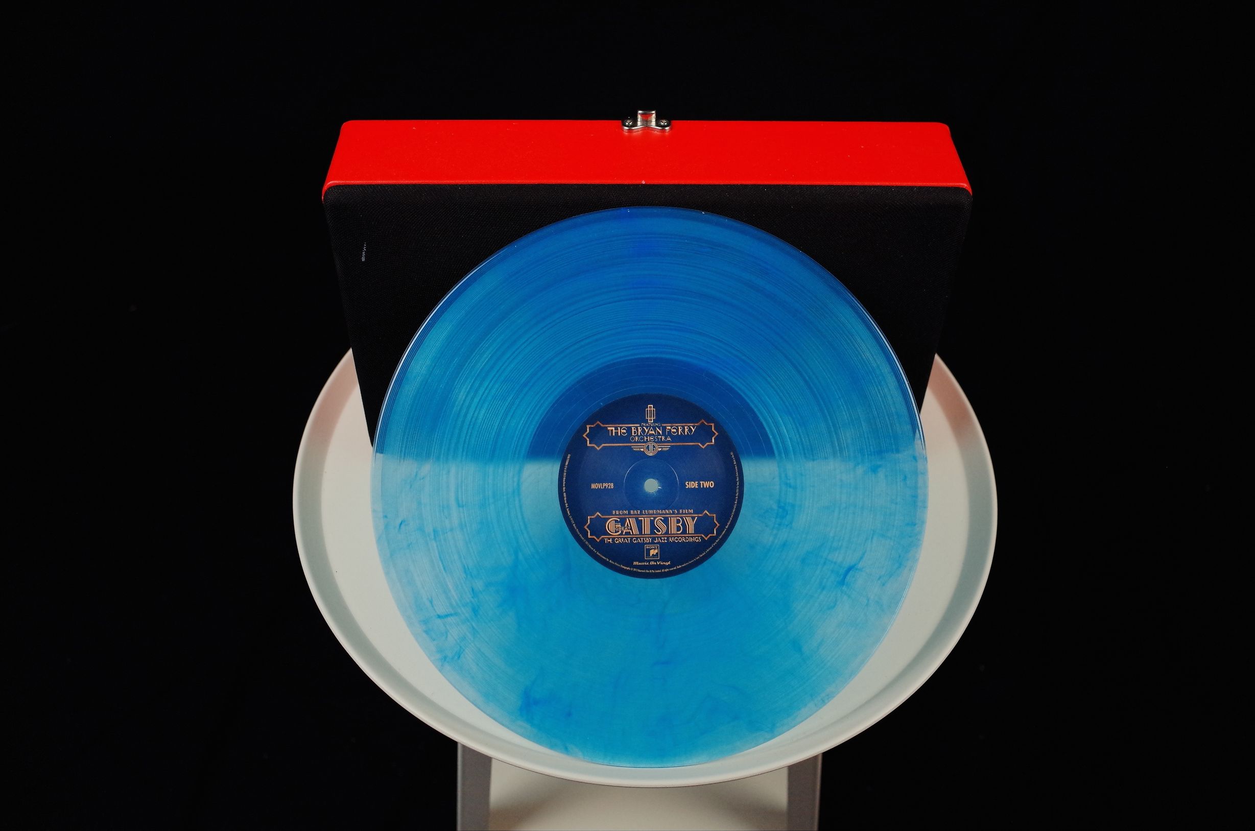 新西兰八年，逛唱片店、听黑胶，最后忍不住自己做了一张黑胶唱片