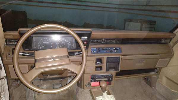 日产公爵王2015款旗舰,一代经典日产公爵王