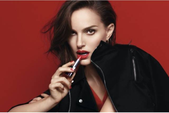 秋冬的系列妆容,21年秋冬流行妆容