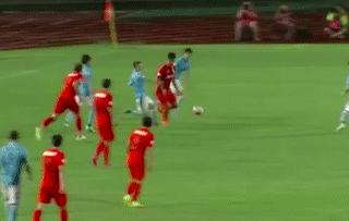 中国足球的东邪西毒,功夫足球反映国内足球真实