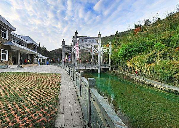 长沙出发一千元能够去哪里,长沙出发自驾九寨沟