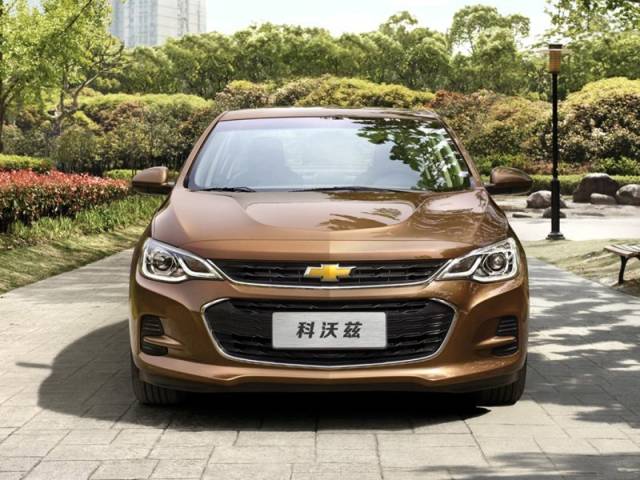 8万买轩逸经典还是11万买昂克赛拉,合资家轿推荐雪佛兰科沃兹
