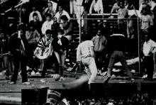 牢记历史事件,铭记历史沉痛教训