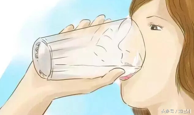 皮肤干燥多喝水才能恢复,皮肤干燥多喝水能够吗