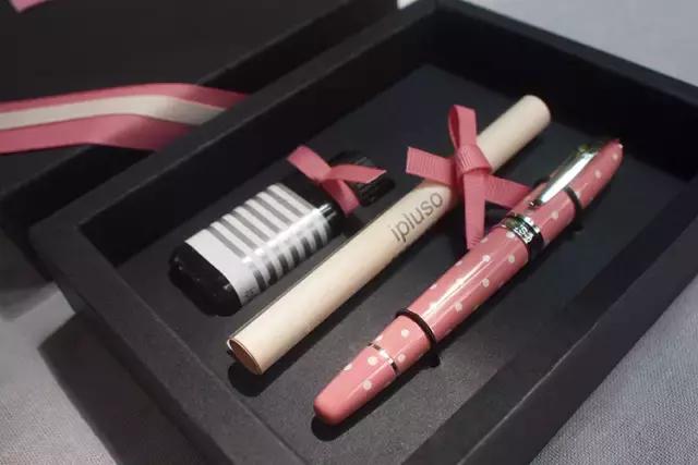 女生不会告诉你，送这样的礼物简直是通杀