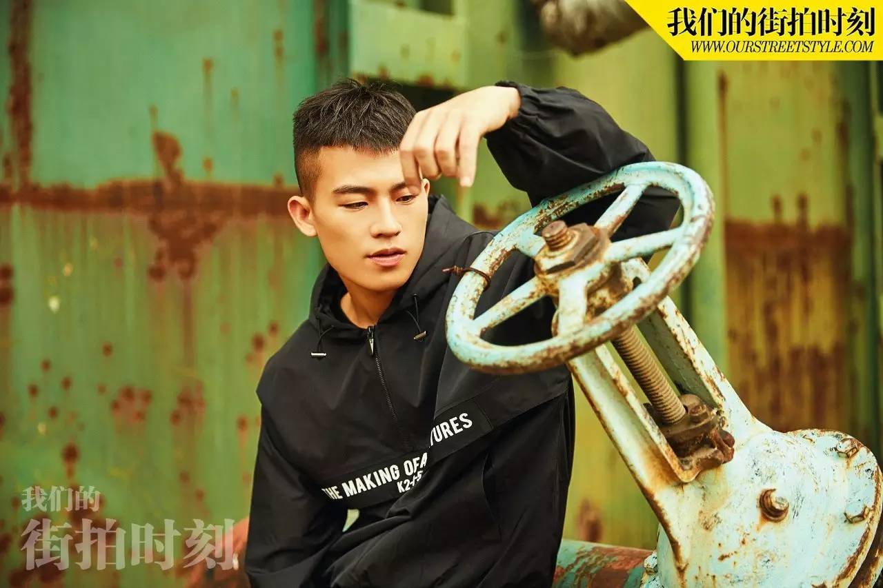 街拍明星秋季穿衣搭配男,街拍时尚穿搭秋季明星
