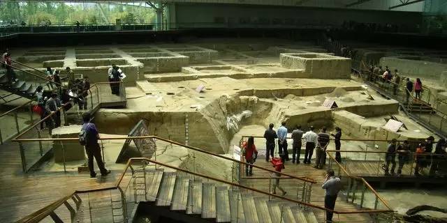 郑徐高铁刚通车！从现在起，咱西安人民还能够憧憬未来的周末成都两日慢生活啦！