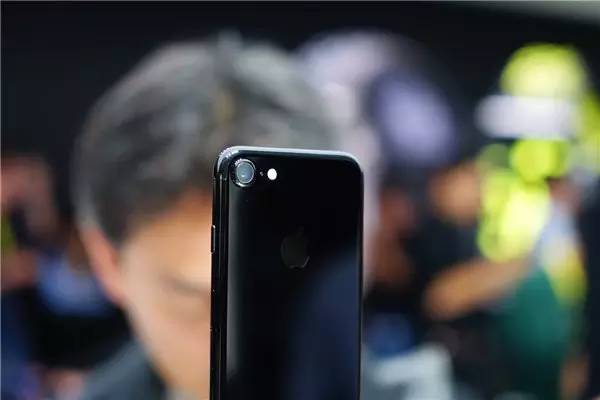 iphone7怎么看后台运行程序,iphone7如何看到正在运行的软件
