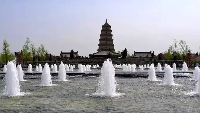 郑徐高铁刚通车！从现在起，咱西安人民还能够憧憬未来的周末成都两日慢生活啦！