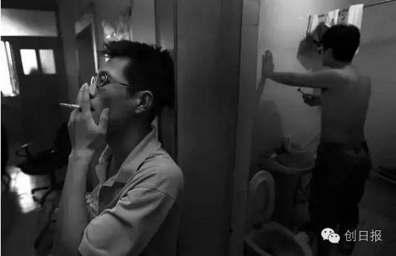 你拿镜子晃人时，有人用它点亮地下室居住者的家，为100万人带去温暖的日照！