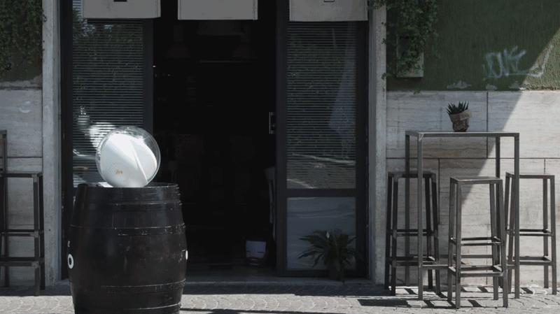 你拿镜子晃人时，有人用它点亮地下室居住者的家，为100万人带去温暖的日照！