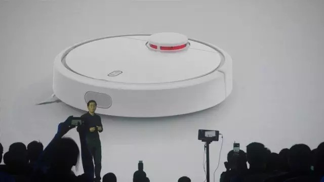 价格并不是很高性价比挺好的手机,价格高未必就好