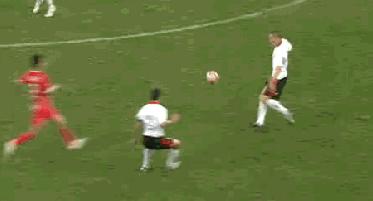 中国足球的东邪西毒,功夫足球反映国内足球真实