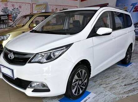 金杯750最新款,宝骏730和华晨金杯750哪个好