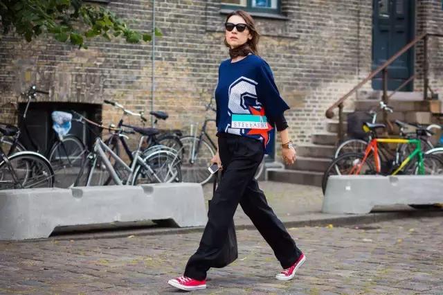 夏日匡威怎么穿更时髦,匡威怎么穿文艺又复古