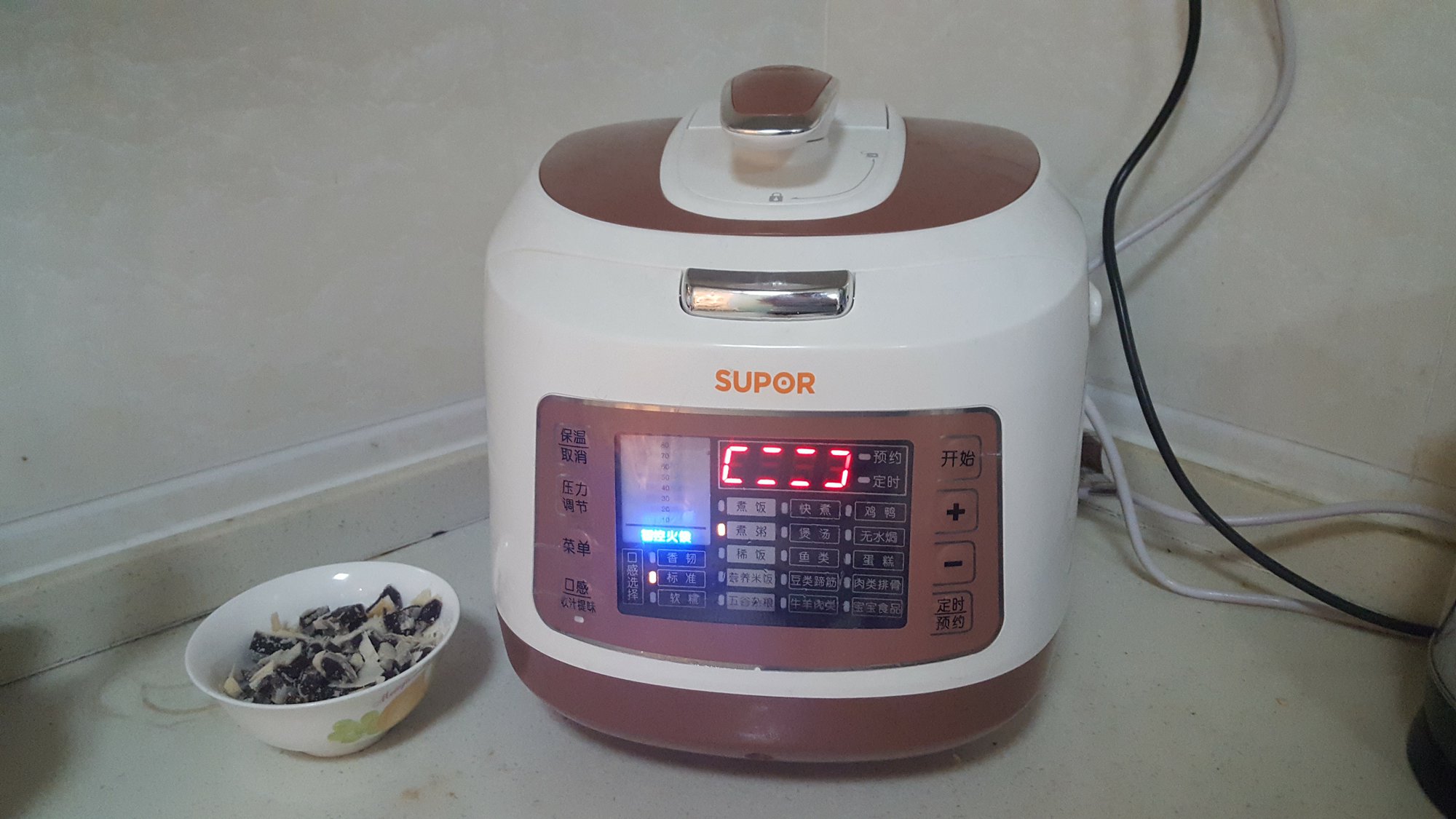 中秋过后剩余的月饼怎么处理,中秋剩下的月饼怎么解决