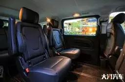 奔驰威霆丐版7座商务车试驾,奔驰威霆v260l试驾