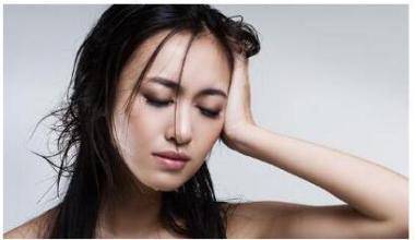 低血糖喝咖啡心慌手抖,低血糖喝咖啡后有什么症状