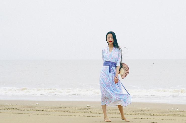 女生国庆出游穿搭推荐,十一国庆出游穿搭推荐