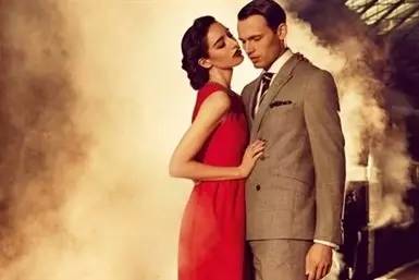 tedbaker涓浗瀹樼綉濂宠,tedbaker濂宠鍥剧墖