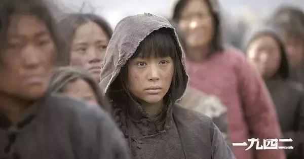 看《追凶者也》后，被这位献出了福利的妹子迷住了！