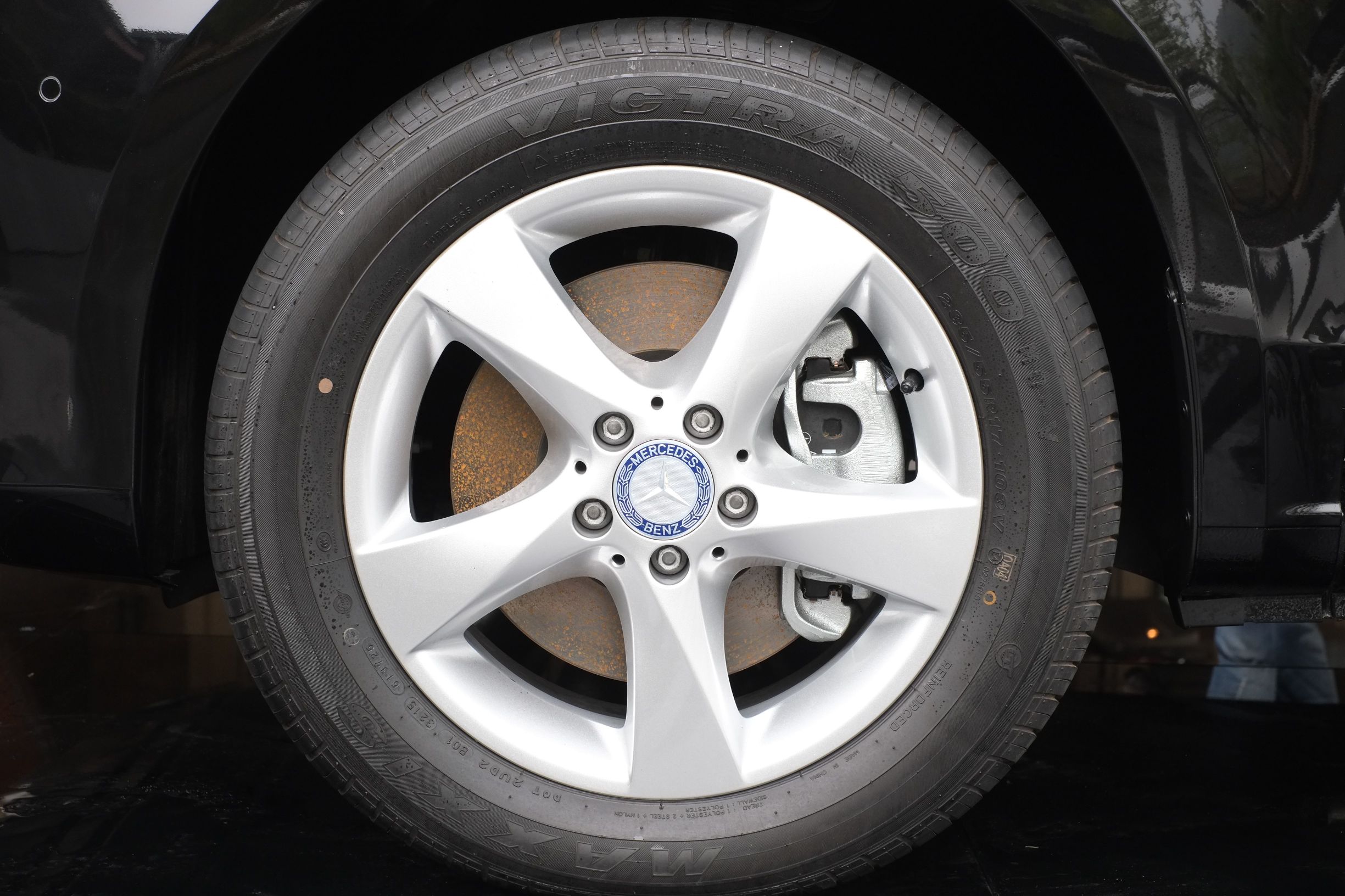 梅赛德斯奔驰威霆mpv,试驾20款奔驰威霆7座商务mpv