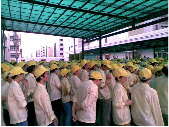 记录农村女孩出来打工的十年,记录创业女人的真实生活