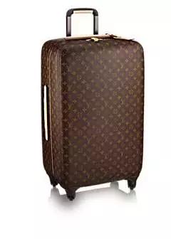 什么行李箱最能装,去旅行怎样选行李箱更合适