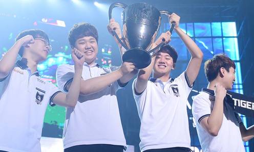 s6全球总决赛sktvsrox2打5,s6世界赛ssg和rox谁强