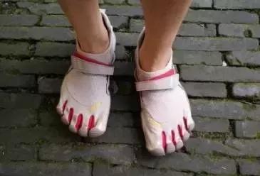 明星上脚的潮鞋,明星都上脚的鞋