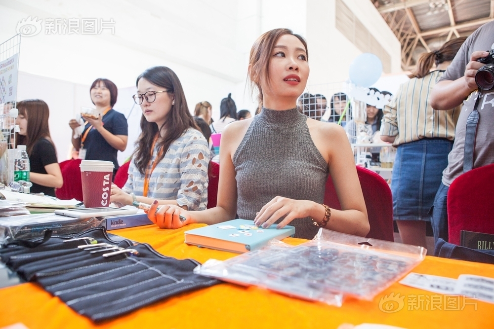 把生活过成了画 (把生活画进风景里)