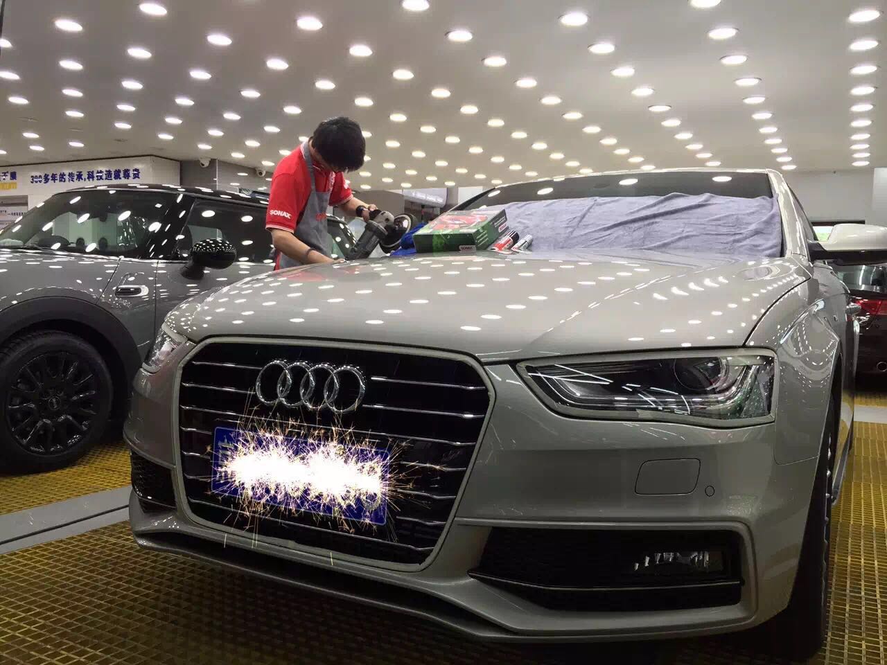 镀晶用镀晶液好还是镀晶蜡好,新车镀晶的功能是什么有哪些优势